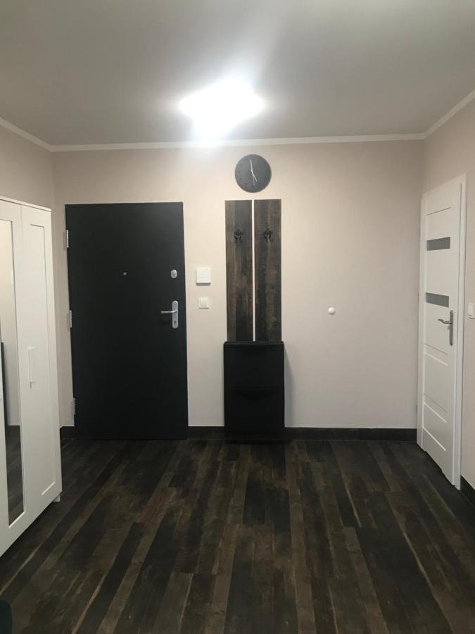 Kawalerka Na Targowej Apartment Torun Exterior photo